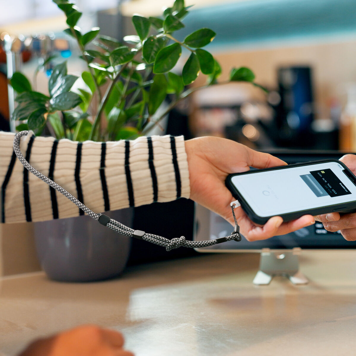 Kép Mobile Phone Lanyard Muvit for Change Black White