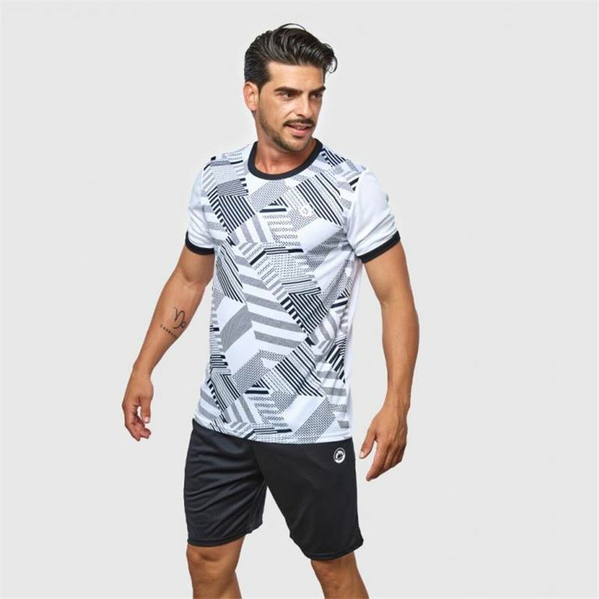Sportoutfit voor volwassenen J-Hayber Tire Wit 2 Onderdelen