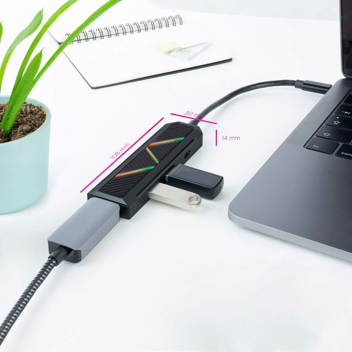 Picture of USB-C Hub NANOCABLE 10.16.0401 Black 100 W