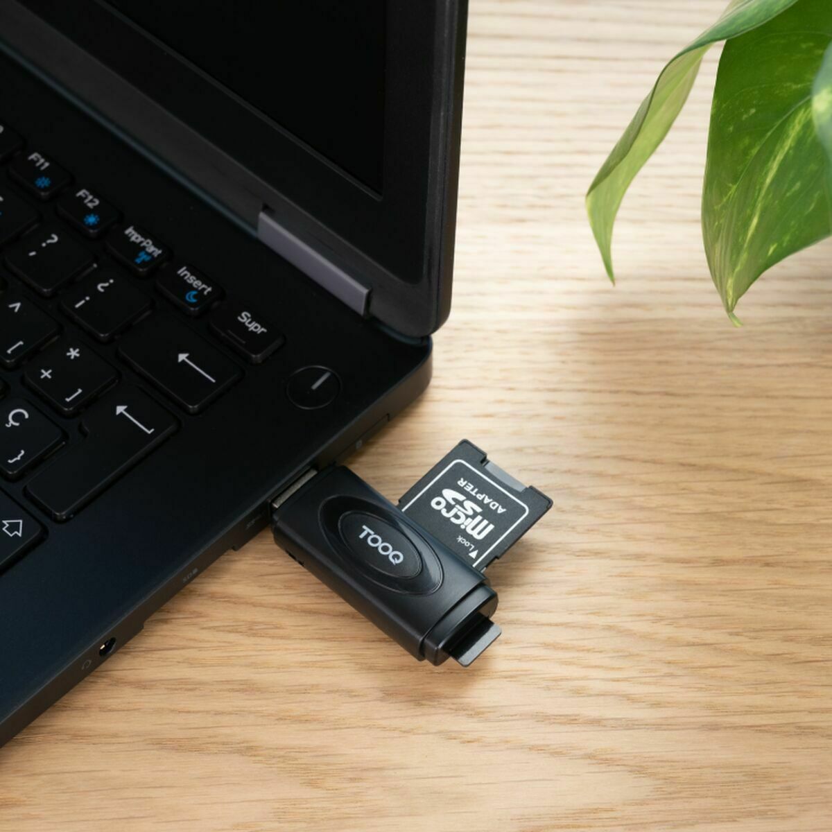 Afbeeldingen van Card Reader TooQ TQR-3002B Black