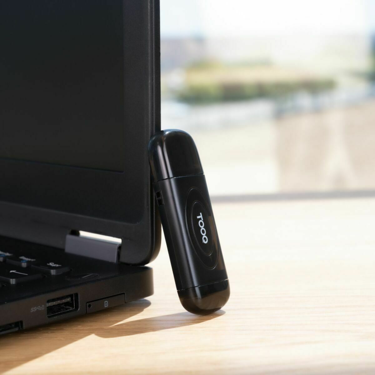 Afbeeldingen van Card Reader TooQ TQR-3002B Black