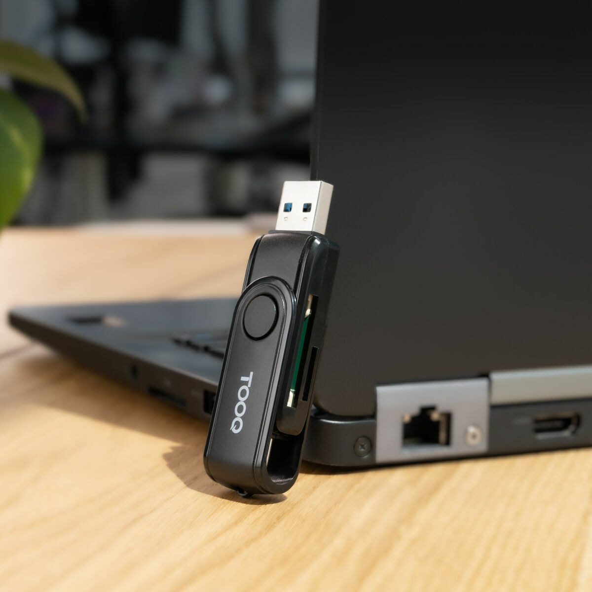 Picture of Card Reader TooQ TQR-3003B Black