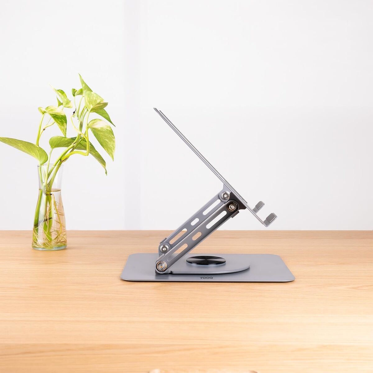 Picture of Monitor TooQ PH-DAFNE-G 17" Grey Dark grey