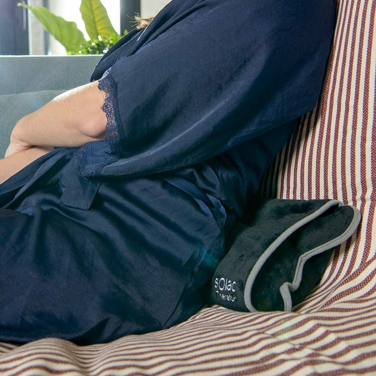 Elektrische-, zwarte kruik | Warmtekussen voor bed of bank - Afbeelding 4