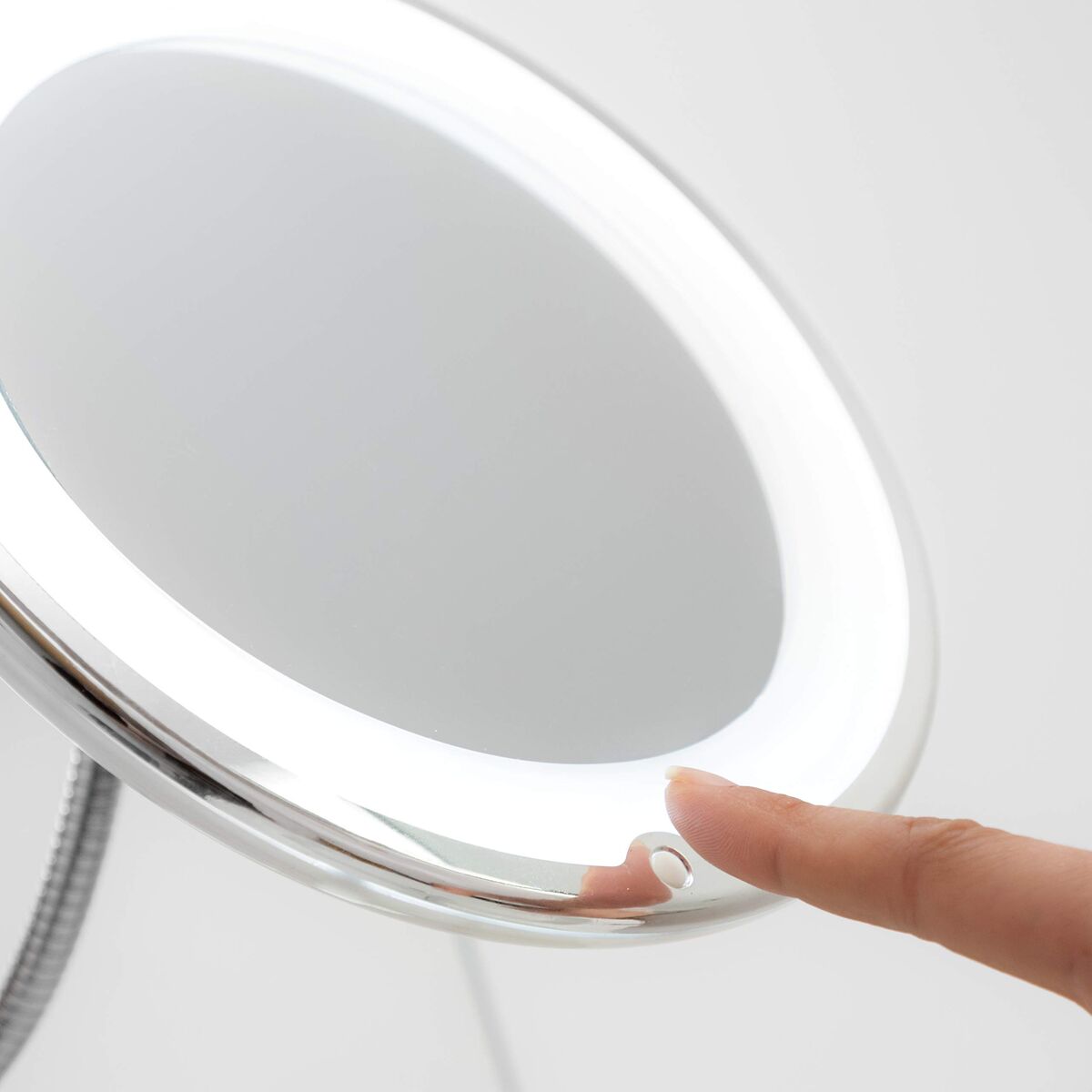 LED-Vergrößerungsspiegel mit flexiblem Arm und Saugnapf Mizoom InnovaGoods IG814786 Weiß Glas (Restauriert B) - Thumbnail 4