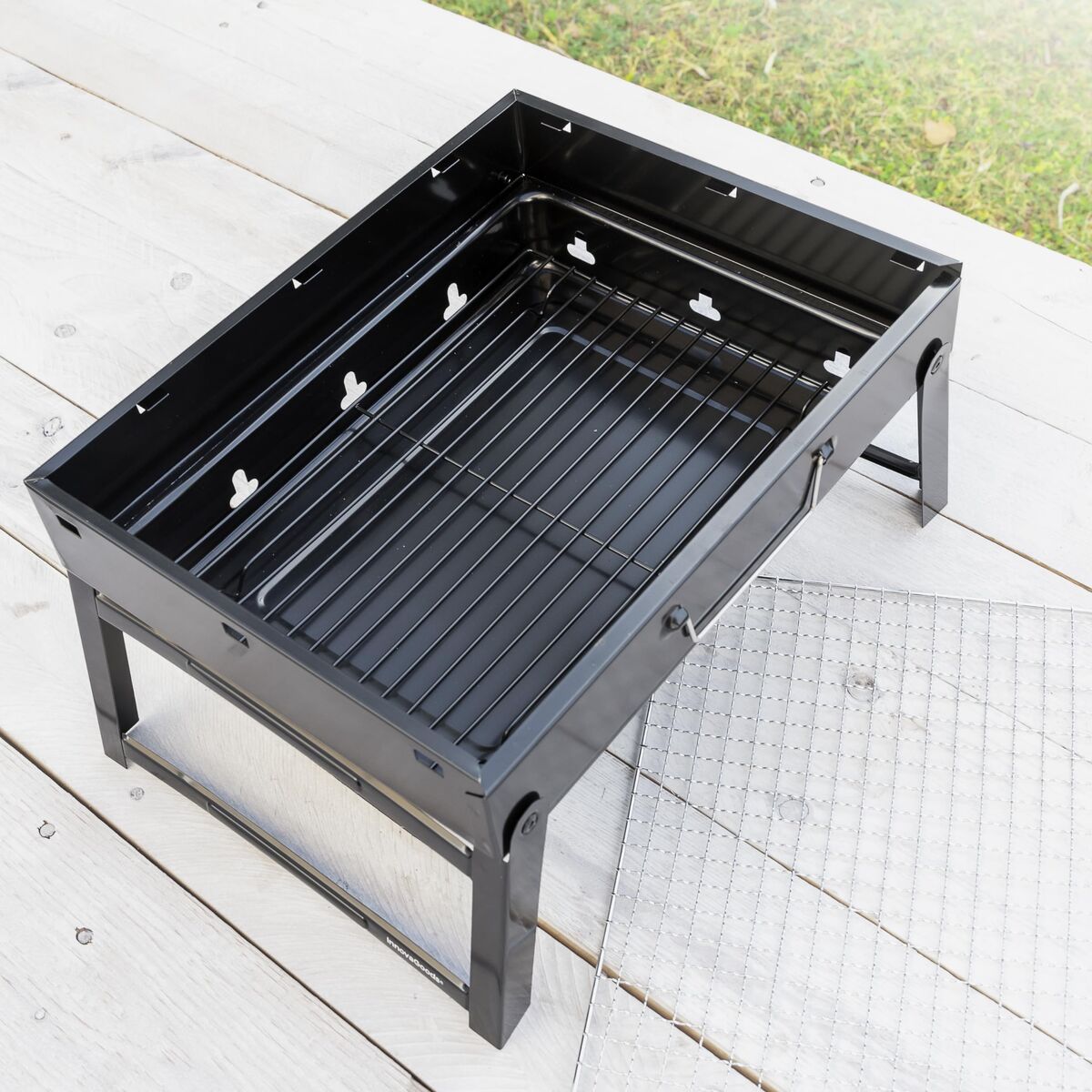 Klappbarer tragbarer Grill für die Verwendung mit Holzkohle InnovaGoods V0103439 Schwarz (Restauriert A) - Thumbnail 8