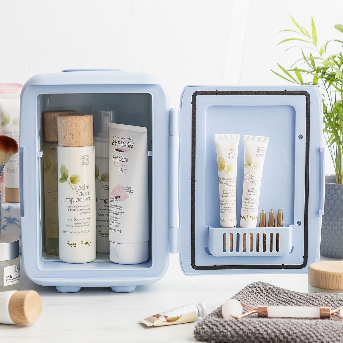 Mini-Kosmetik-Kühlschrank InnovaGoods Blau (Restauriert A) - Thumbnail 7
