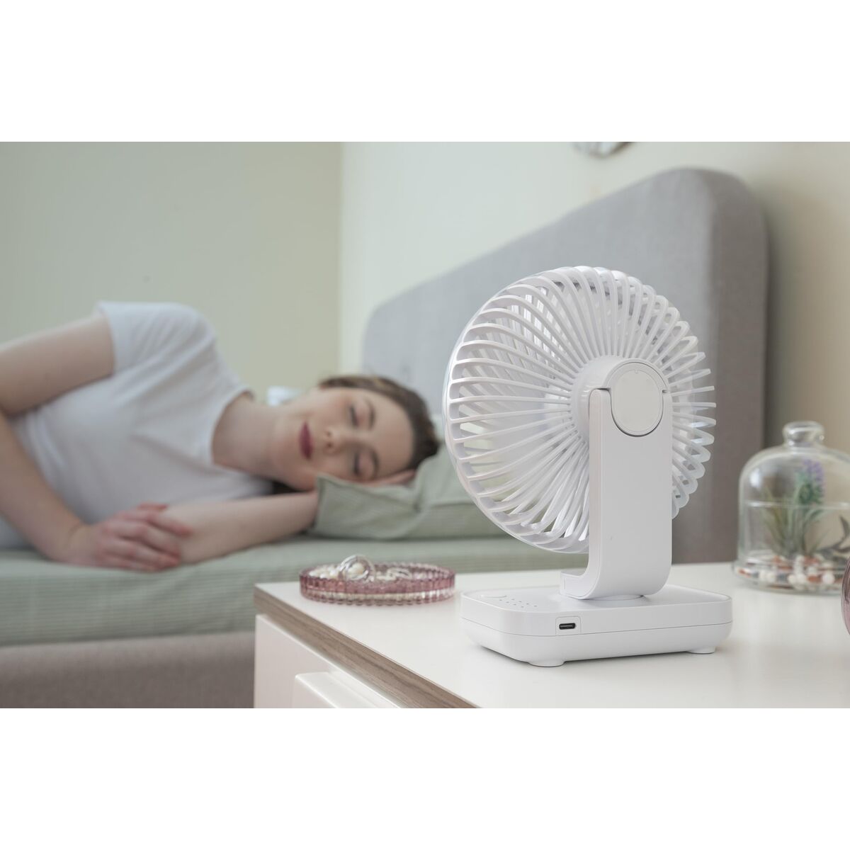 Wiederaufladbarer Schreibtischventilator InnovaGoods Weiß 3600 mAh / 13,3 W Ø5,4'' (Restauriert C) - Thumbnail 8