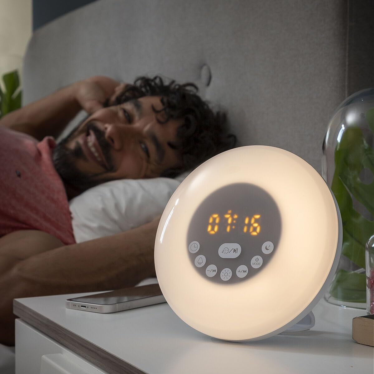 Aufladbarer Sonnenaufgangswecker mit Lautsprecher InnovaGoods Weiß (Restauriert A) - Thumbnail 8