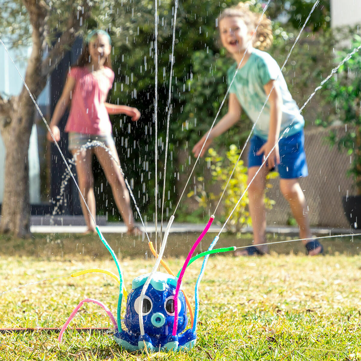 Pack Riesiger aufblasbarer Bumper-Bubble-Ball und Wassersprinkler-Spielzeug InnovaGoods - Thumbnail 2