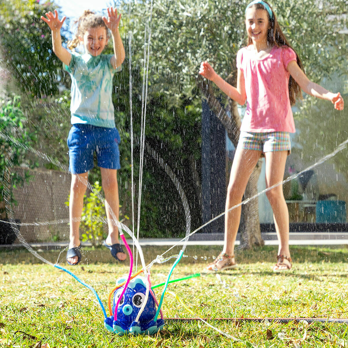 Pack Riesiger aufblasbarer Bumper-Bubble-Ball und Wassersprinkler-Spielzeug InnovaGoods - Thumbnail 6