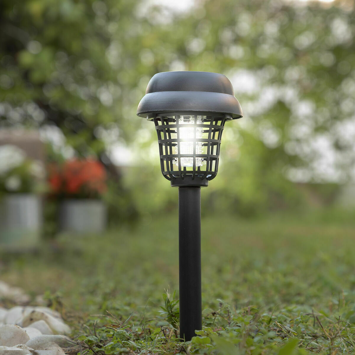 Solarbetriebene Lampe für den Garten gegen Mücken InnovaGoods 4 Stück - Thumbnail 8