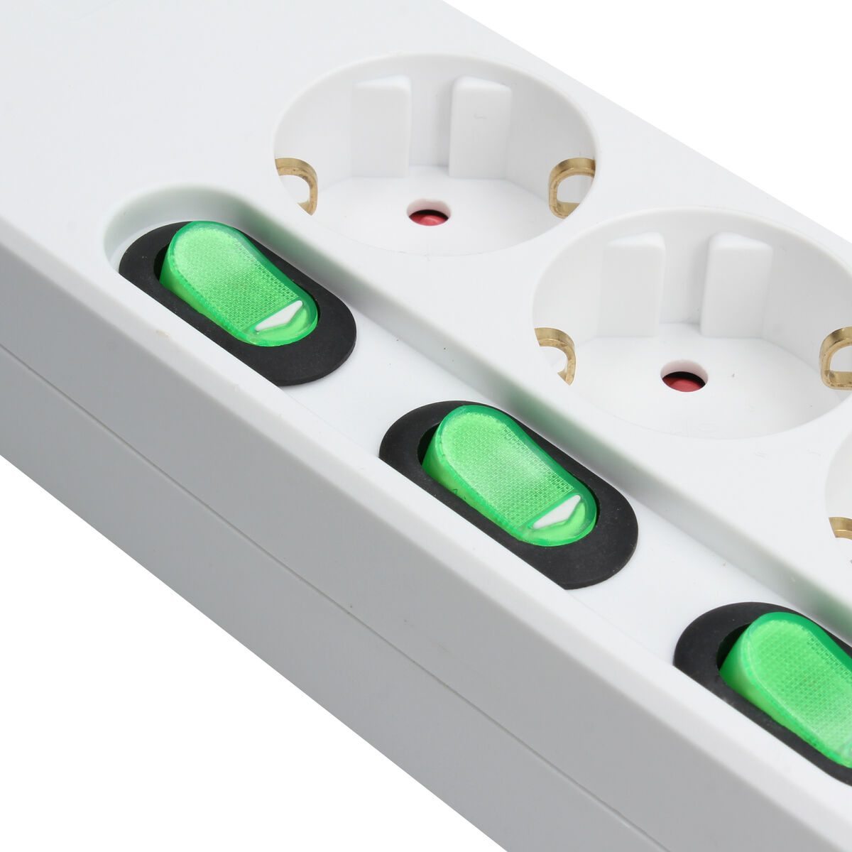 Picture of 3-socket plugboard with power switch TM Electron 3680 W White (1,5 m)