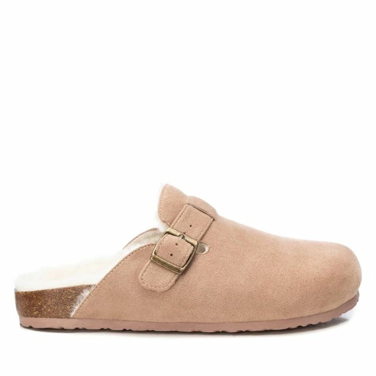 Si vous envisagez de renouveler votre garde-robe, achetez Sabots XTI Beige et d’autresproduits XTI! La meilleure qualité au meilleur prix est à votre portée! Genre: FemmeÂge recommandé: AdultesCouleur: Beige