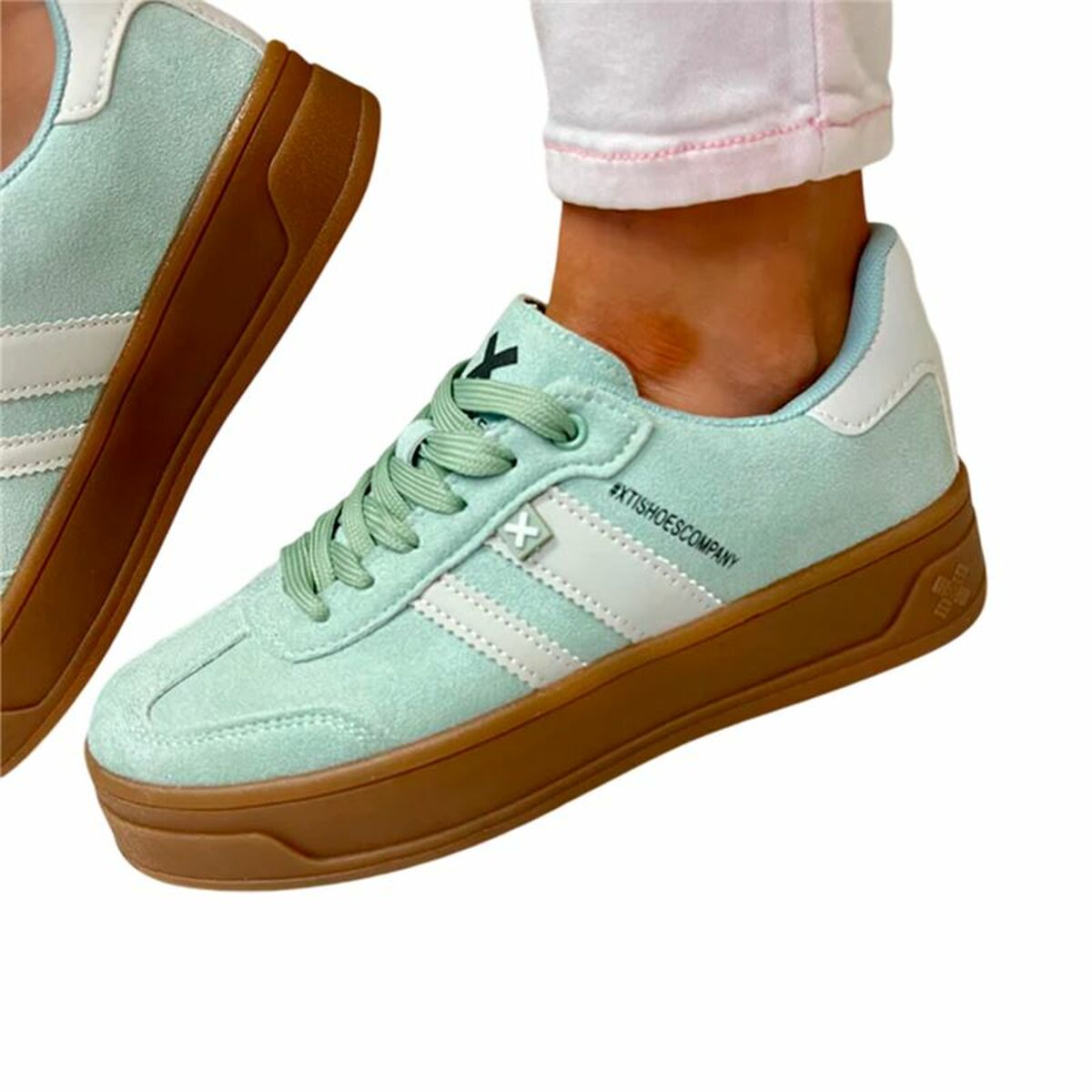Image secondaire de Chaussures de sport pour femme XTI Antenila XTI Aqua Bleu clair