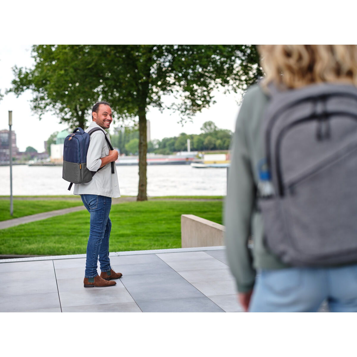 Afbeeldingen van Laptop Backpack Trust 24981 Grey