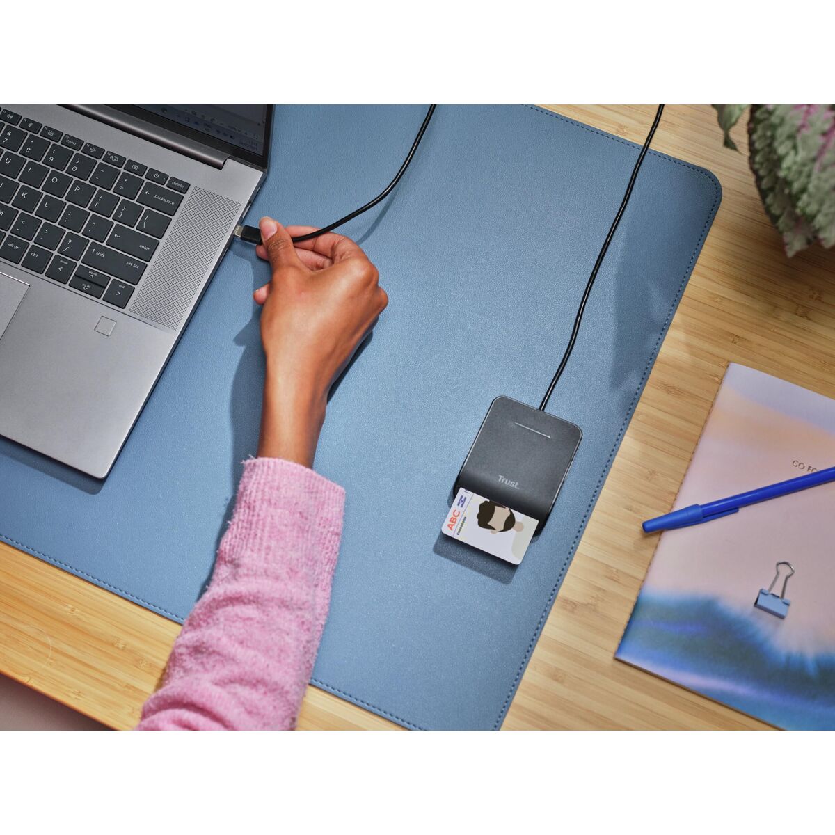 Bild von Coaxial TV Antenna Cable Trust 26061 Black