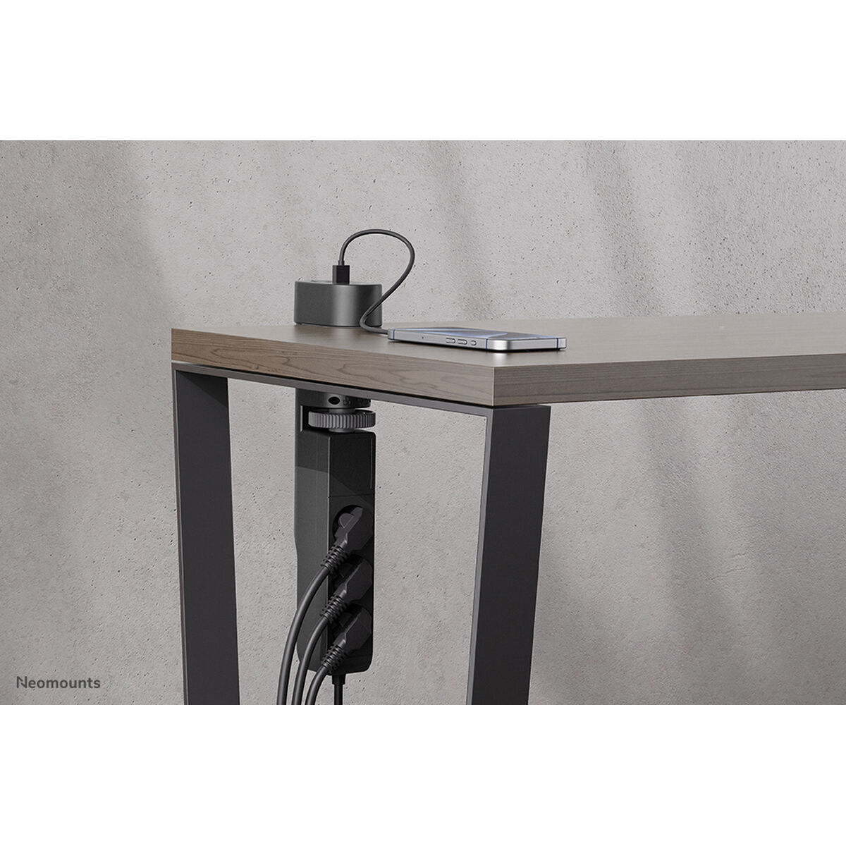 Afbeeldingen van Circuit board Neomounts VOLT DESK CLAMP Black (1,4 m)