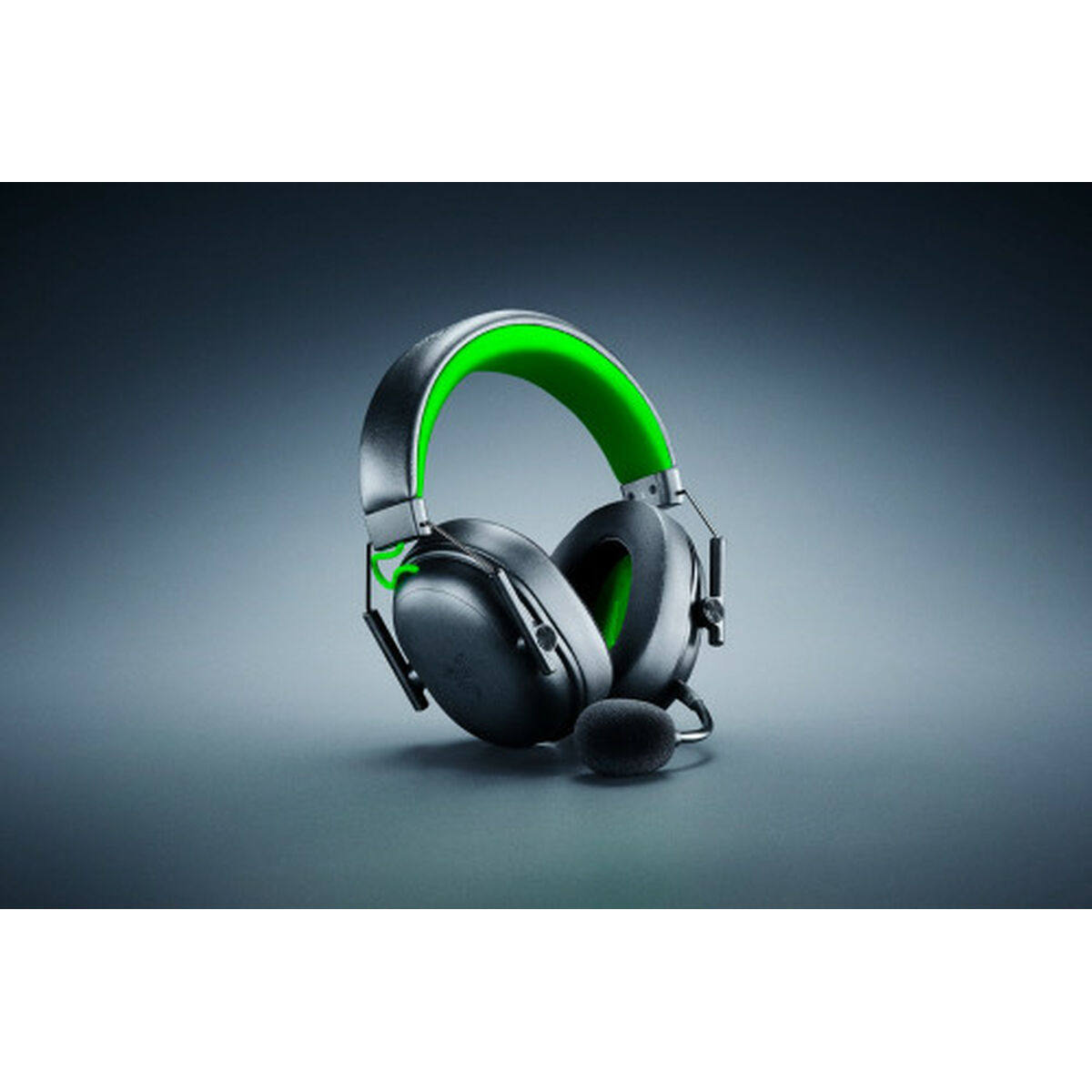 Picture of Headphones Razer RZ04-05420200-R3M1 Black Green