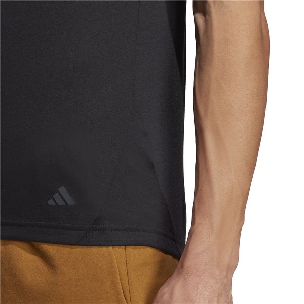 Heren-T-Shirt met Korte Mouwen Adidas Base Zwart