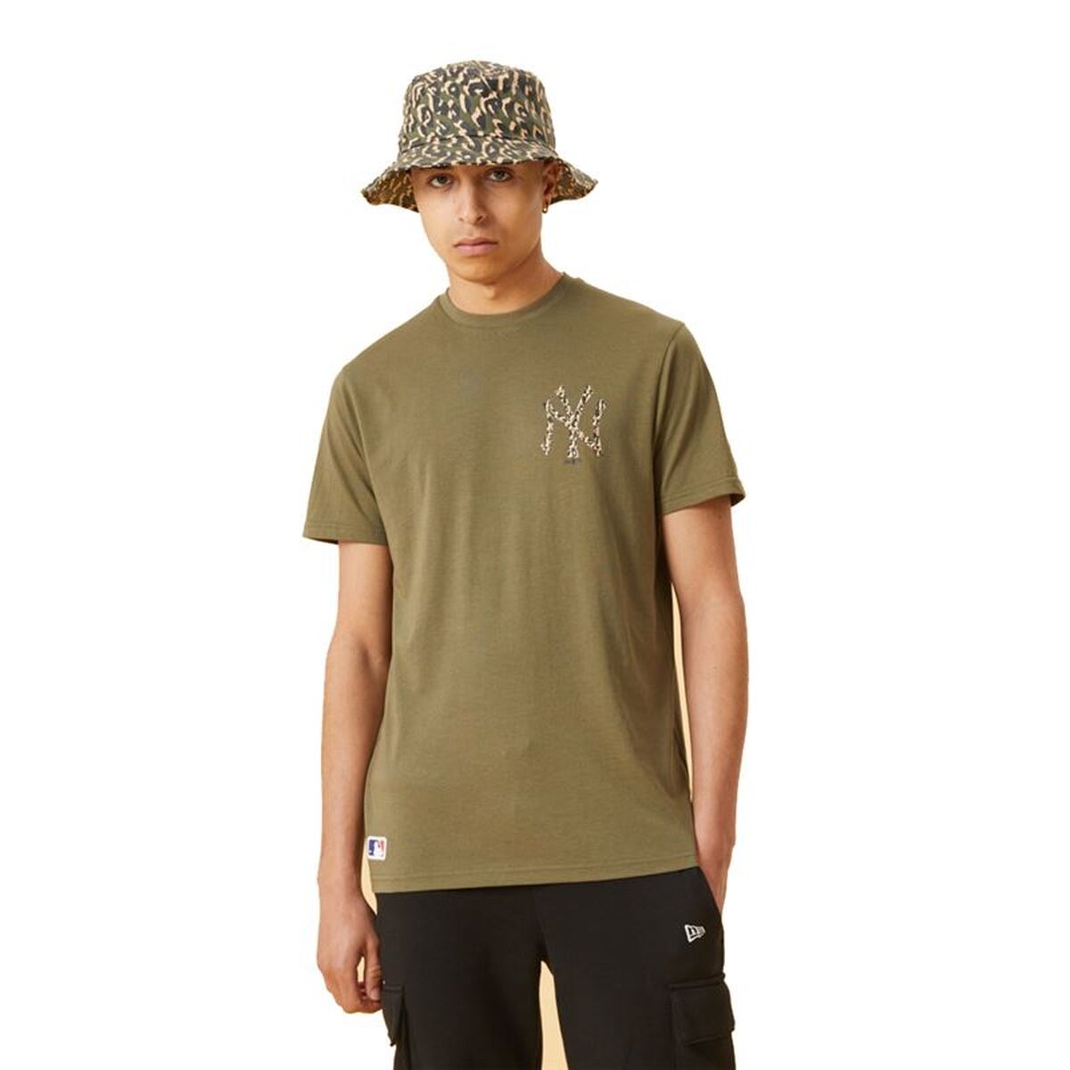 Heren-T-Shirt met Korte Mouwen New Era MLB New York Yankees M Kaki