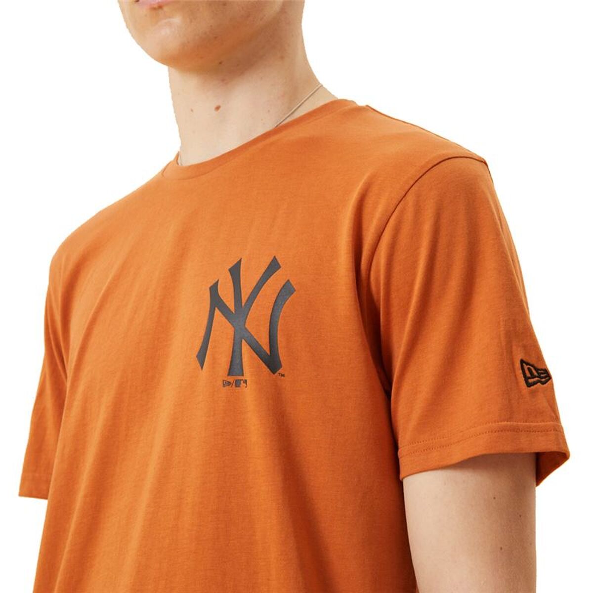 Heren-T-Shirt met Korte Mouwen New Era 12893145 Bruin (S)