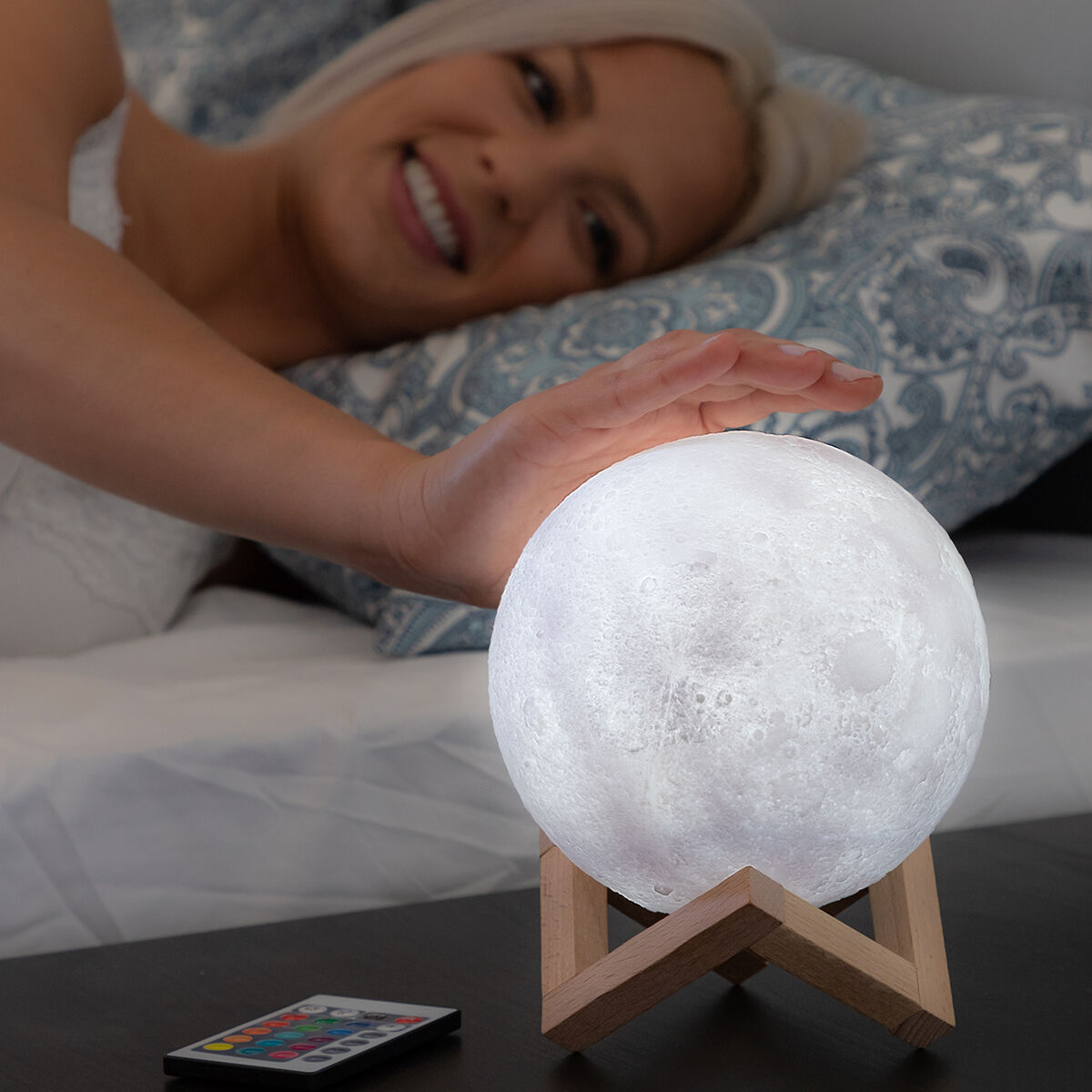 Wiederaufladbare LED Lampe Mond InnovaGoods Moondy Weiß 1,5 W 3,7 V (1 Stück) (Restauriert B) - Thumbnail 8