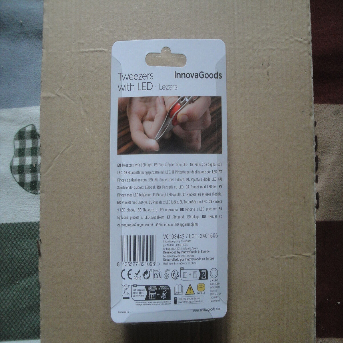 Pincet met Ledlampje Lezers InnovaGoods