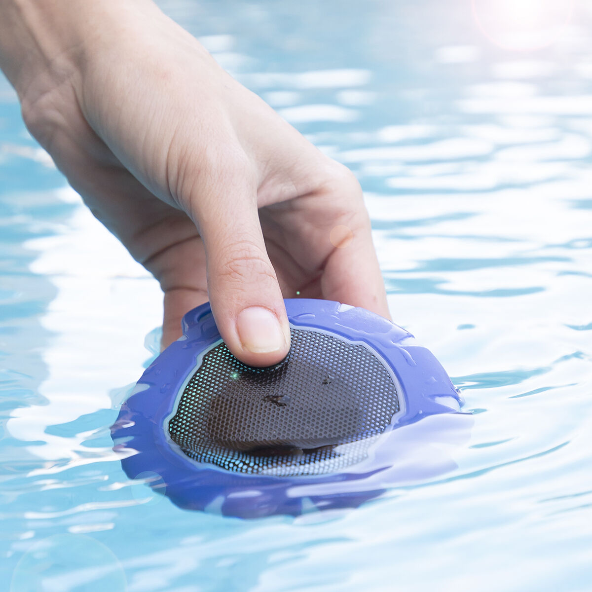 Picture of Floating Wireless Speaker with LED Floaker InnovaGoods Blue Black (Refurbished B)