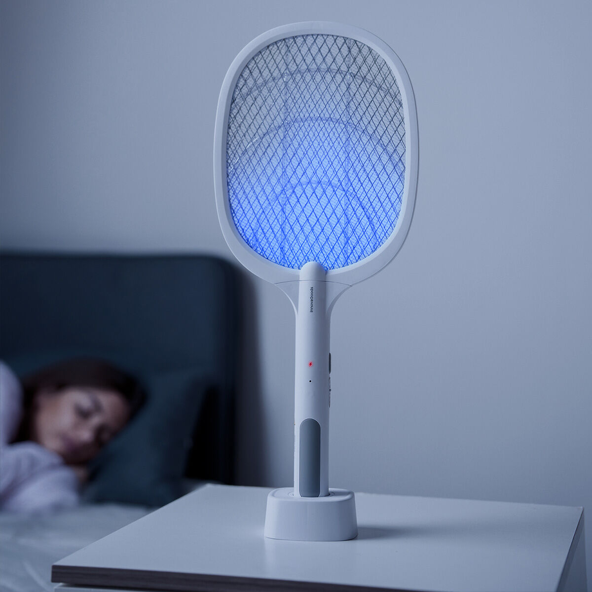 Image secondaire de Raquette Anti-insectes Rechargeable 2 en 1 avec Lumière UV Elecfly InnovaGoods